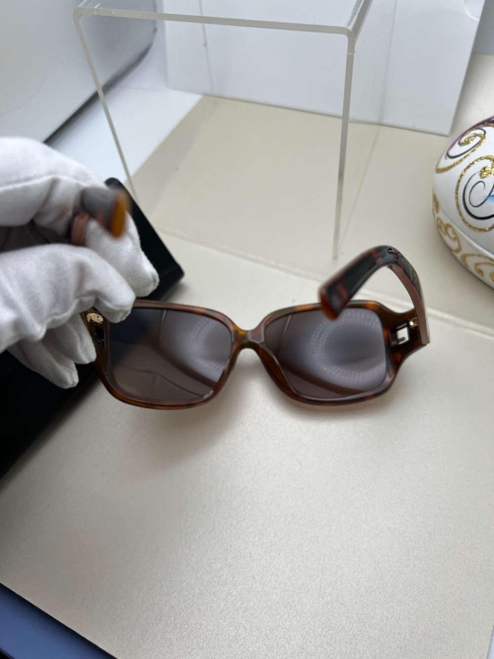 FENDI Tortoiseshell Oversized Women's Sunglasses Zucca FF Logo Brown Lenses - Picture 17 of 17
